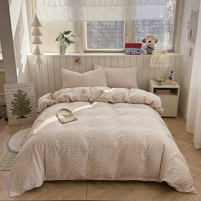 91家纺网 家纺一手货源 找家纺 爱思佳 2026新款全棉纯棉双层纱基款系列四件套 樱桃仙子