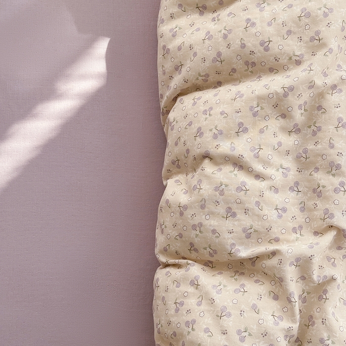 91家纺网 家纺一手货源 找家纺 爱思佳 2026新款全棉纯棉双层纱基款系列四件套 樱桃仙子