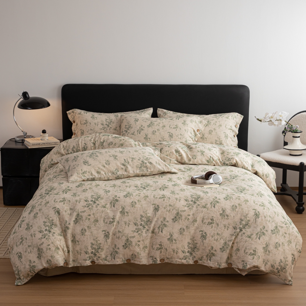 91家纺网 家纺一手货源 找家纺 女子家纺 2026新款棉麻纽扣款四件套 青藤蔓叶