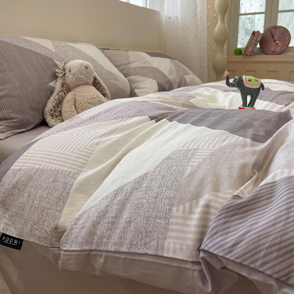 91家纺网 家纺一手货源 找家纺 涵宸家纺 2026新款全棉印花四件套-良品-场景一 几何幻境