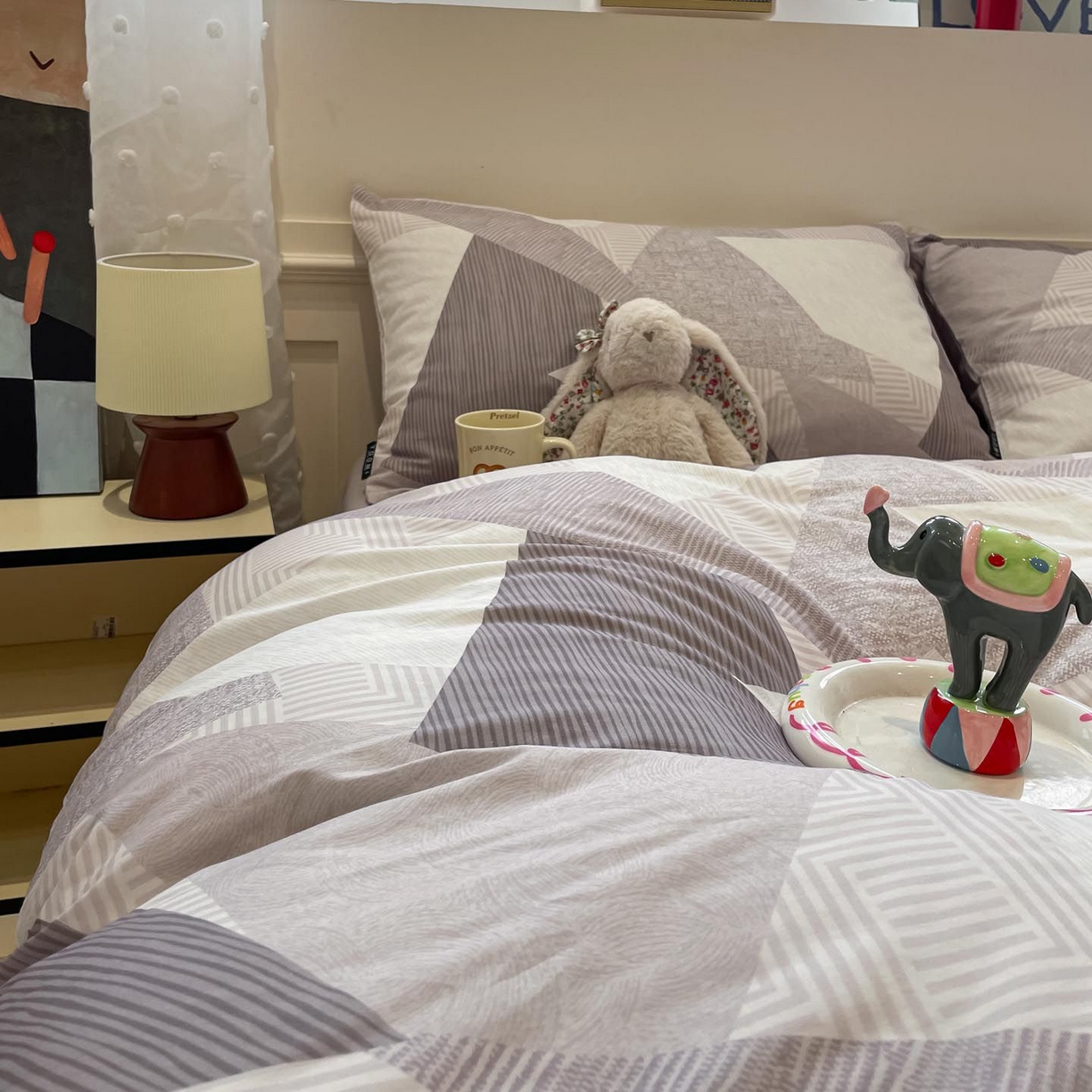 91家纺网 家纺一手货源 找家纺 涵宸家纺 2026新款全棉印花四件套-良品-场景一 几何幻境