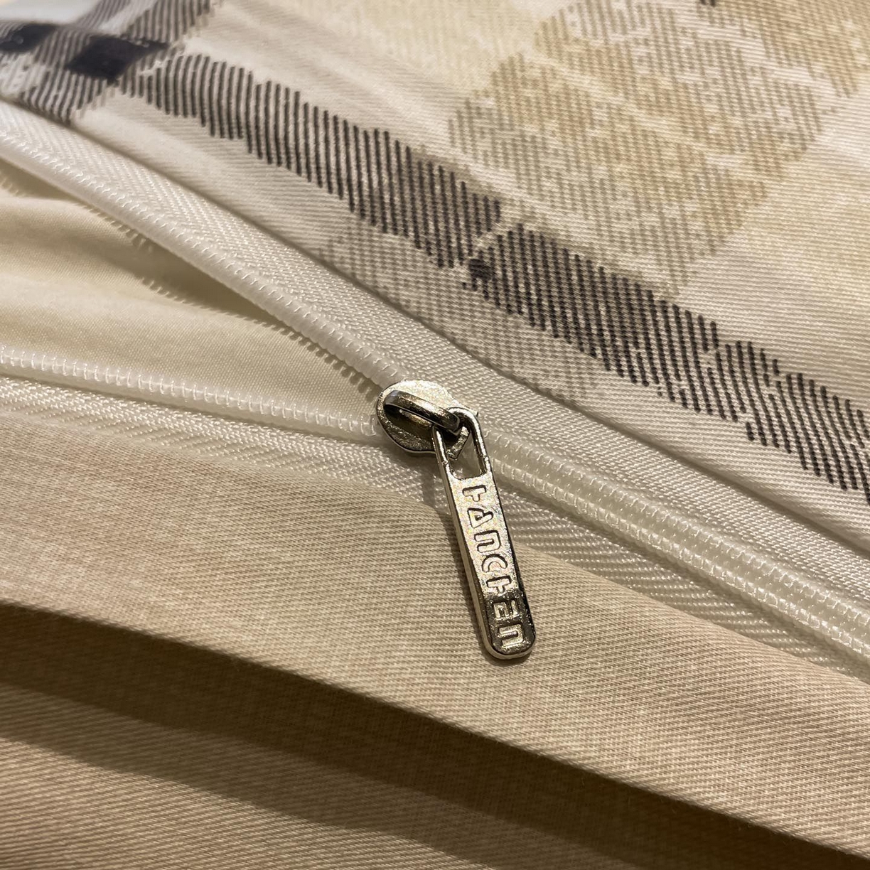 91家纺网 家纺一手货源 找家纺 涵宸家纺 2026新款全棉印花四件套-良品-场景一 郎格