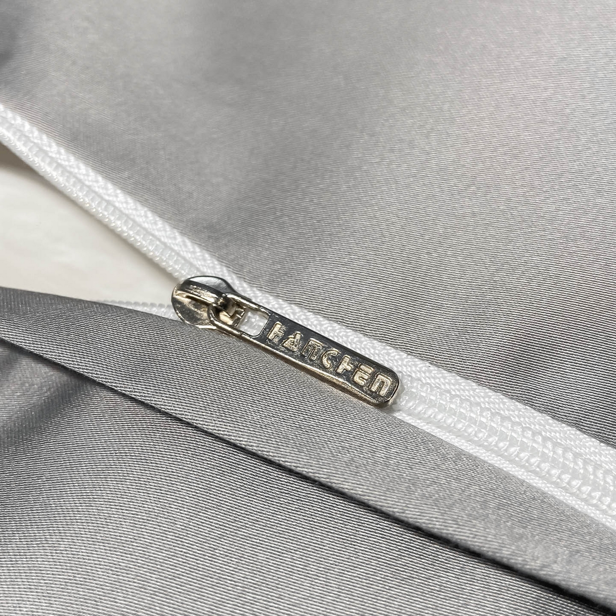 91家纺网 家纺一手货源 找家纺 涵宸家纺 2026新款兰精3M天丝纯色四件套 都市灰