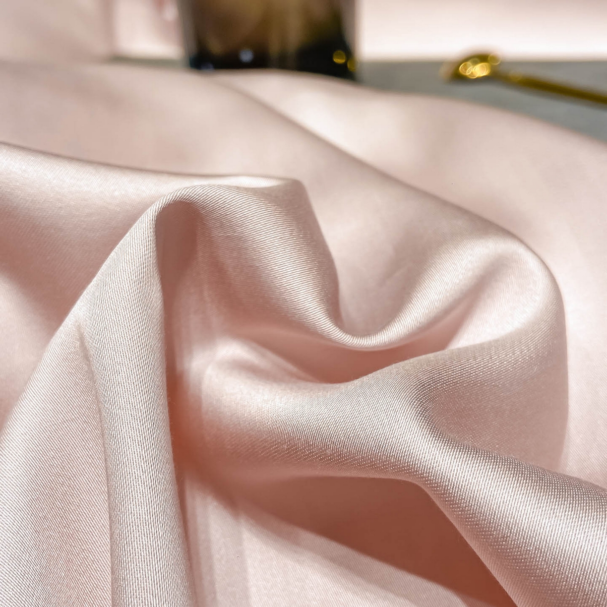 91家纺网 家纺一手货源 找家纺 涵宸家纺 2026新款兰精3M天丝纯色四件套 蜜桃粉+大地灰