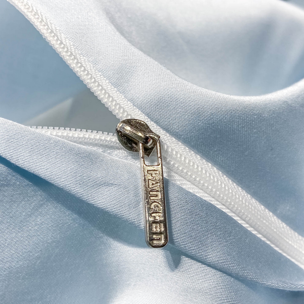 91家纺网 家纺一手货源 找家纺 涵宸家纺 2026新款兰精3M天丝纯色四件套 晴天兰