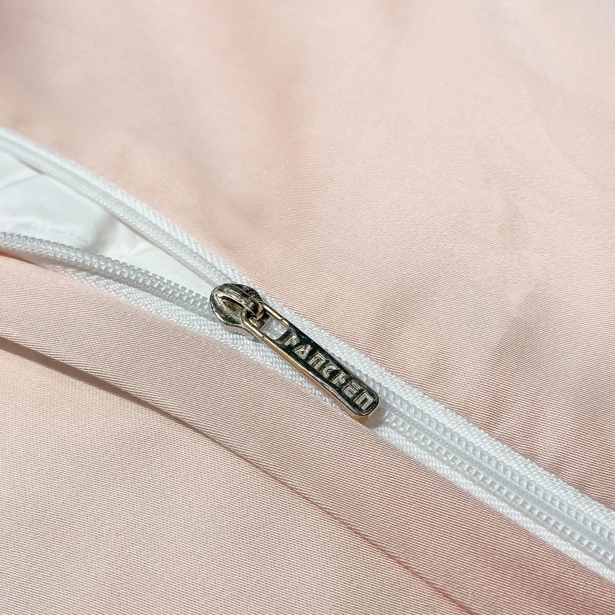 91家纺网 家纺一手货源 找家纺 涵宸家纺 2026新款兰精3M天丝纯色四件套 星辰兰+蜜桃粉