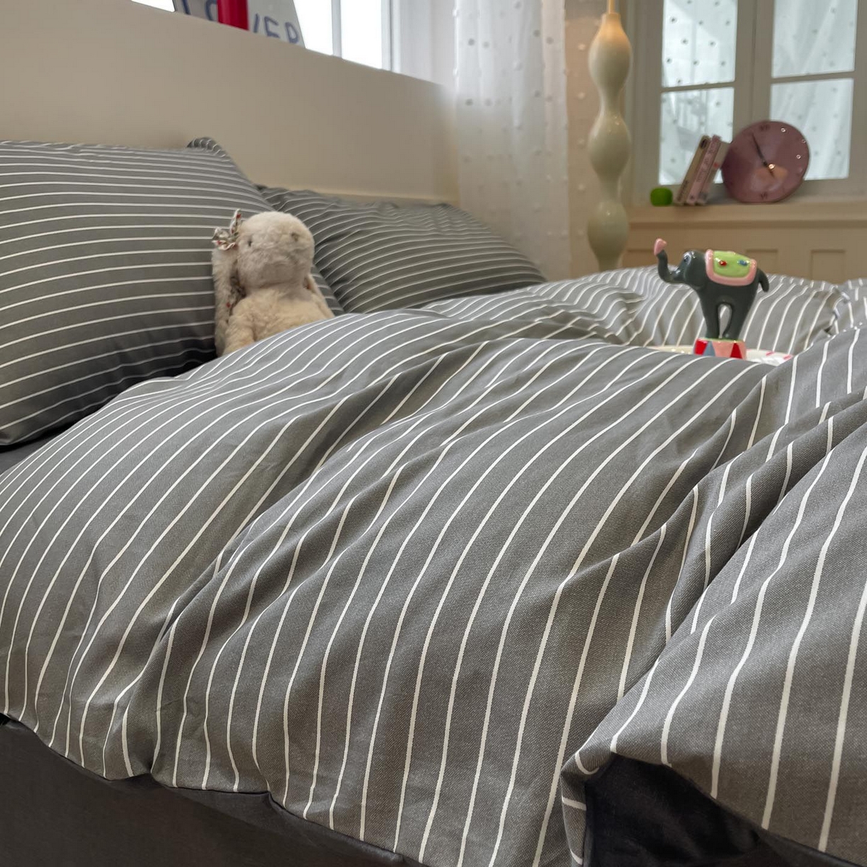 91家纺网 家纺一手货源 找家纺 涵宸家纺 2026新款全棉印花四件套-良品-场景一 英伦-深灰