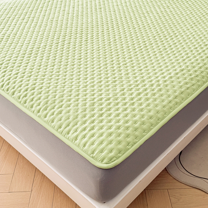 91家纺网 家纺一手货源 找家纺 予梦家纺 2026新款蚕丝夹棉床笠 布兰德-草绿