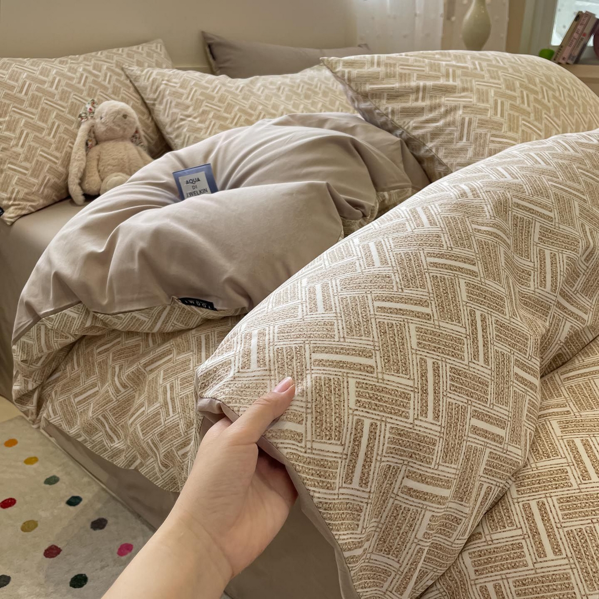 91家纺网 家纺一手货源 找家纺 涵宸家纺 2026新款全棉印花四件套-良品-场景一 云沫