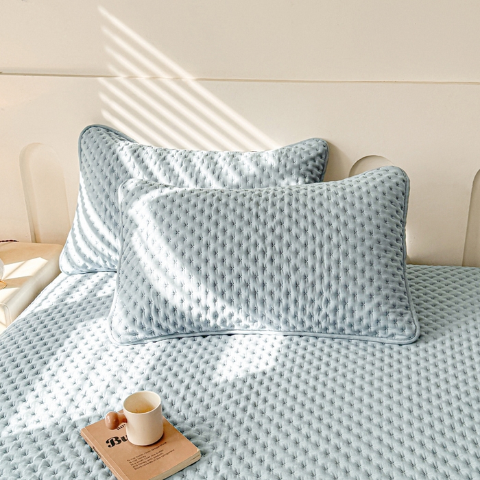 91家纺网 家纺一手货源 找家纺 予梦家纺 2026新款蚕丝夹棉床笠 布兰德-雾蓝