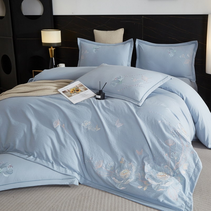 91家纺网 家纺一手货源 找家纺 金纱玉纺家纺 2026新款轻奢工艺绣花四件套（提供买家秀） 繁花似锦-蓝