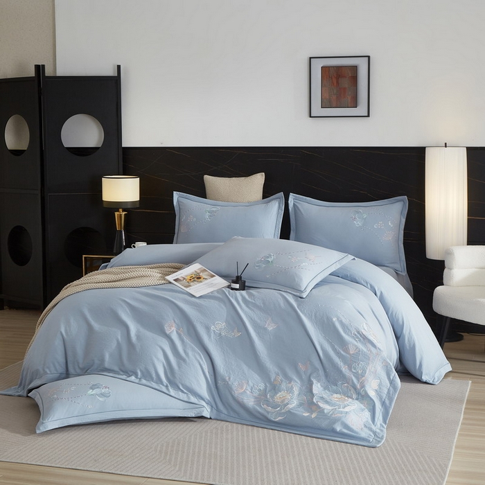 91家纺网 家纺一手货源 找家纺 金纱玉纺家纺 2026新款轻奢工艺绣花四件套（提供买家秀） 繁花似锦-蓝