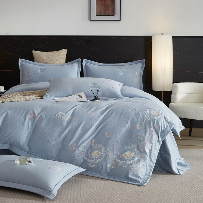 91家纺网 家纺一手货源 找家纺 金纱玉纺家纺 2026新款轻奢工艺绣花四件套（提供买家秀） 繁花似锦-蓝