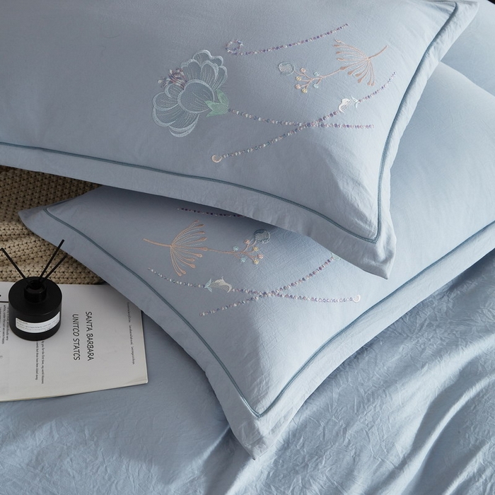 91家纺网 家纺一手货源 找家纺 金纱玉纺家纺 2026新款轻奢工艺绣花四件套（提供买家秀） 繁花似锦-蓝