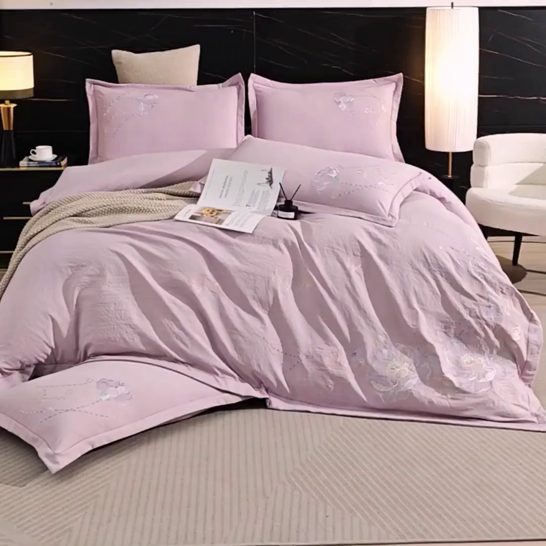 91家纺网 家纺一手货源 找家纺 金纱玉纺家纺 2026新款轻奢工艺绣花四件套（提供买家秀） 繁花似锦-紫