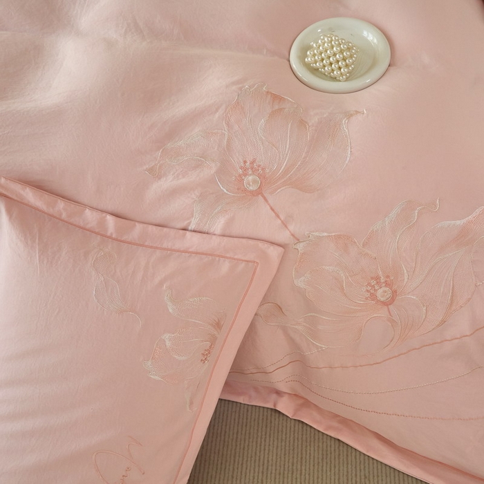 91家纺网 家纺一手货源 找家纺 金纱玉纺家纺 2026新款轻奢工艺绣花四件套（提供买家秀） 绚丽-粉