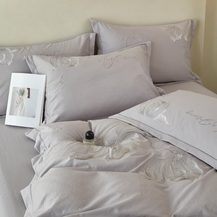 91家纺网 家纺一手货源 找家纺 金纱玉纺家纺 2026新款轻奢工艺绣花四件套（提供买家秀） 绚丽-灰