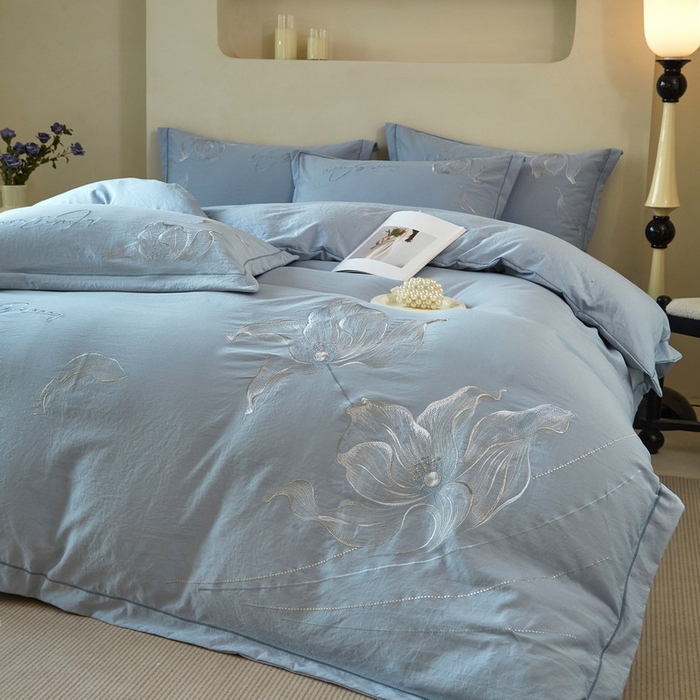 91家纺网 家纺一手货源 找家纺 金纱玉纺家纺 2026新款轻奢工艺绣花四件套（提供买家秀） 绚丽-蓝