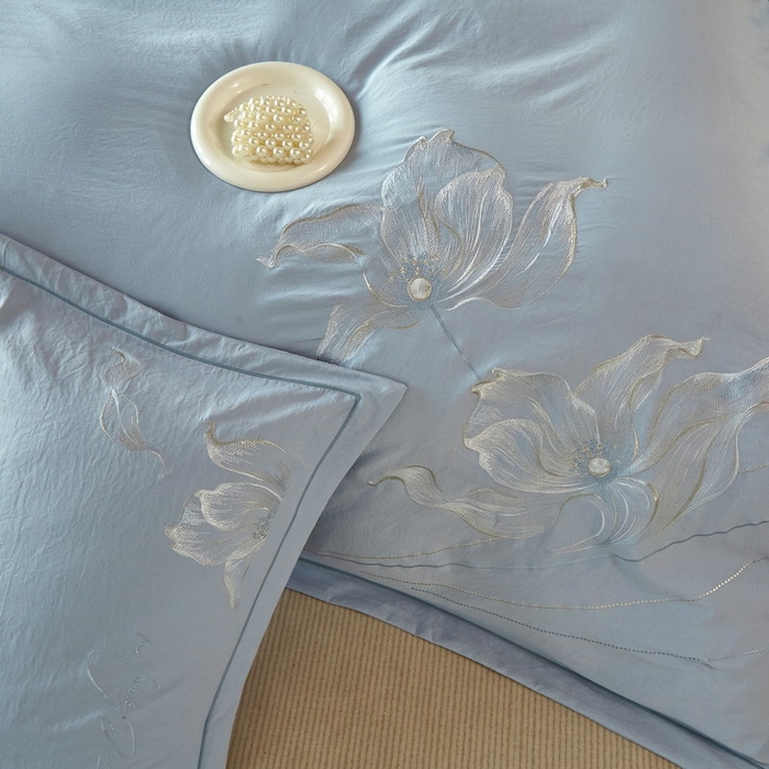 91家纺网 家纺一手货源 找家纺 金纱玉纺家纺 2026新款轻奢工艺绣花四件套（提供买家秀） 绚丽-蓝