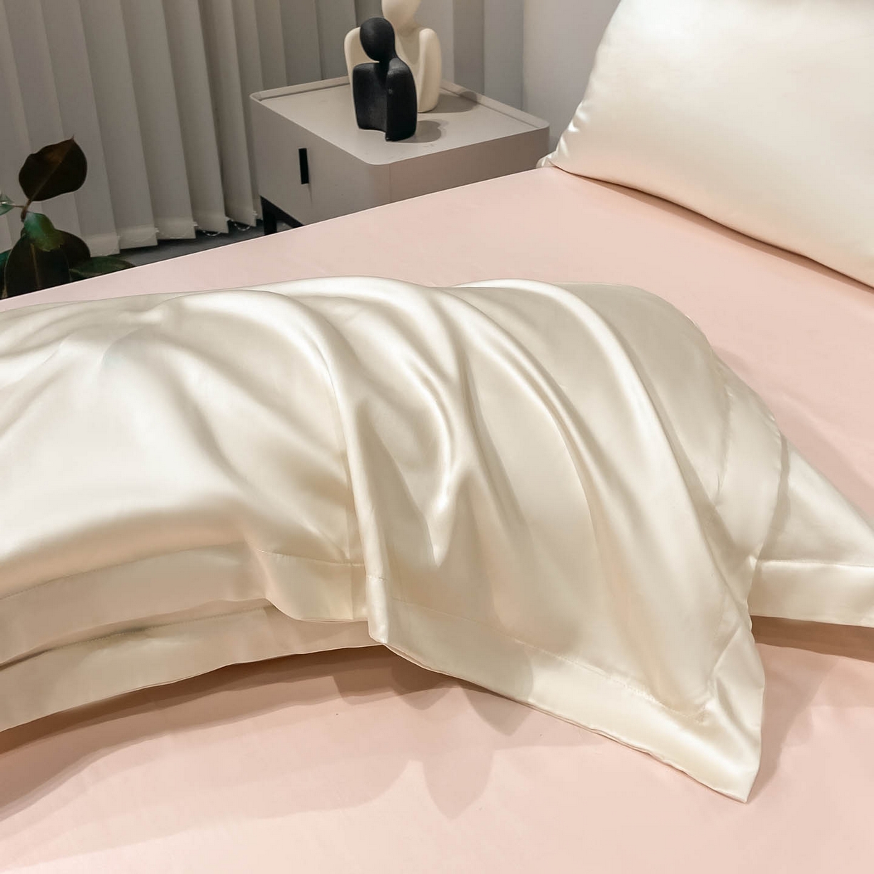 91家纺网 家纺一手货源 找家纺 涵宸家纺 2026新款兰精3M天丝纯色单枕套 单枕套-奶昔
