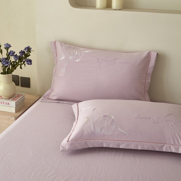 91家纺网 家纺一手货源 找家纺 金纱玉纺家纺 2026新款轻奢工艺绣花四件套（提供买家秀） 绚丽-紫