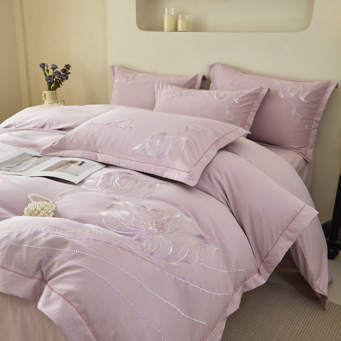 91家纺网 家纺一手货源 找家纺 金纱玉纺家纺 2026新款轻奢工艺绣花四件套（提供买家秀） 绚丽-紫