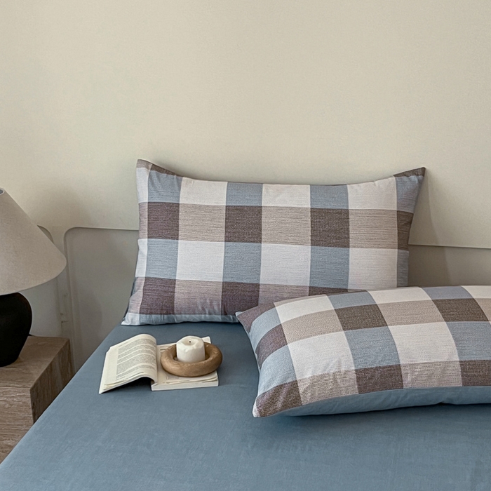 91家纺网 家纺一手货源 找家纺 涵宸家纺 2026新款全棉印花四件套-良品-场景二 格律-兰