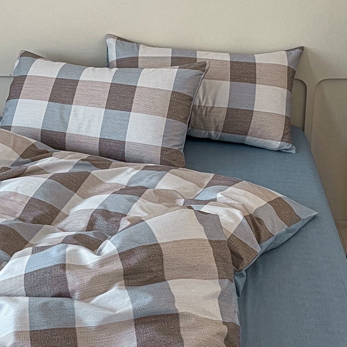 91家纺网 家纺一手货源 找家纺 涵宸家纺 2026新款全棉印花四件套-良品-场景二 格律-兰