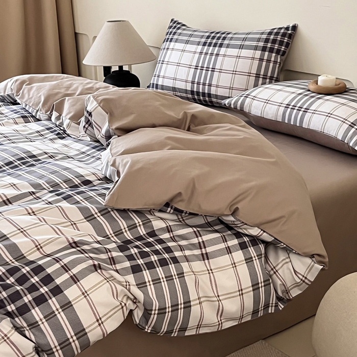 91家纺网 家纺一手货源 找家纺 涵宸家纺 2026新款全棉印花四件套-良品-场景二 琥珀