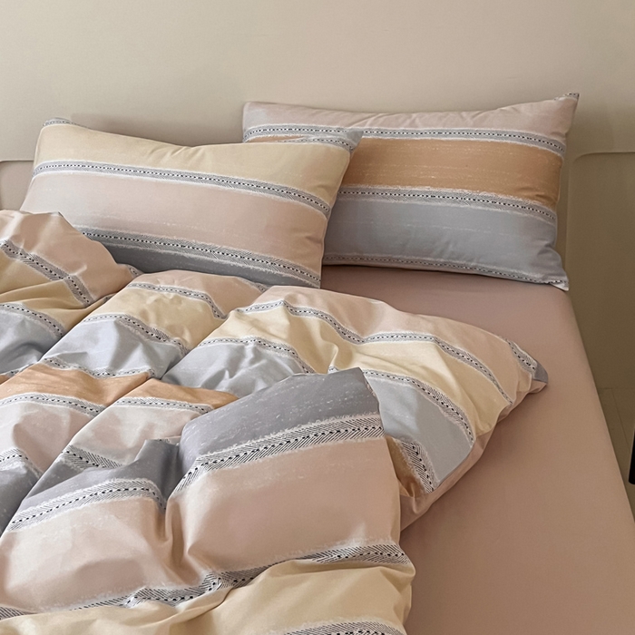 91家纺网 家纺一手货源 找家纺 涵宸家纺 2026新款全棉印花四件套-良品-场景二 卡曼