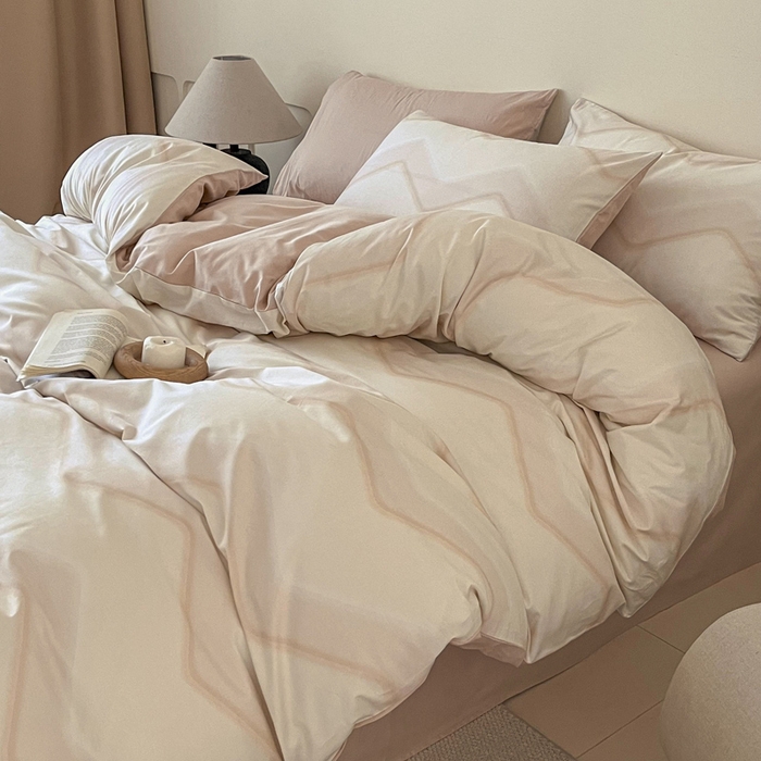 91家纺网 家纺一手货源 找家纺 涵宸家纺 2026新款全棉印花四件套-良品-场景二 摩卡