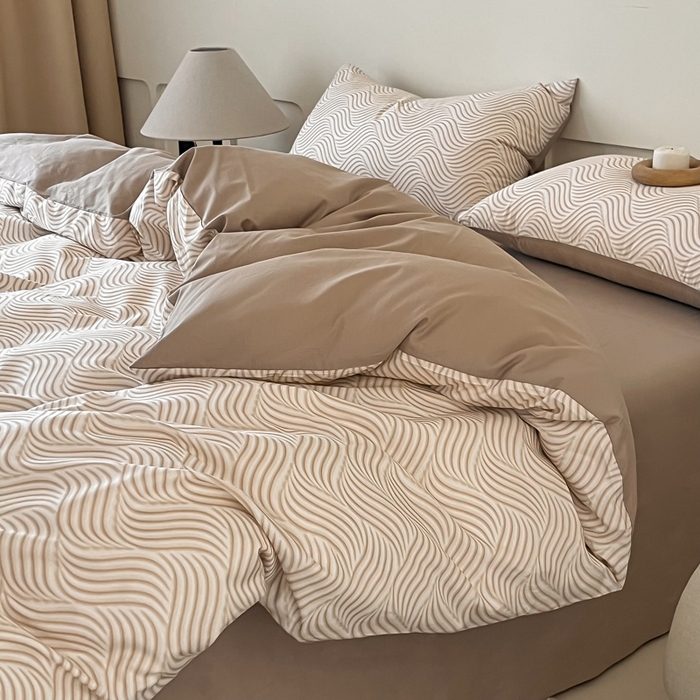 91家纺网 家纺一手货源 找家纺 涵宸家纺 2026新款全棉印花四件套-良品-场景二 浅忆