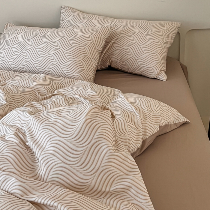 91家纺网 家纺一手货源 找家纺 涵宸家纺 2026新款全棉印花四件套-良品-场景二 浅忆