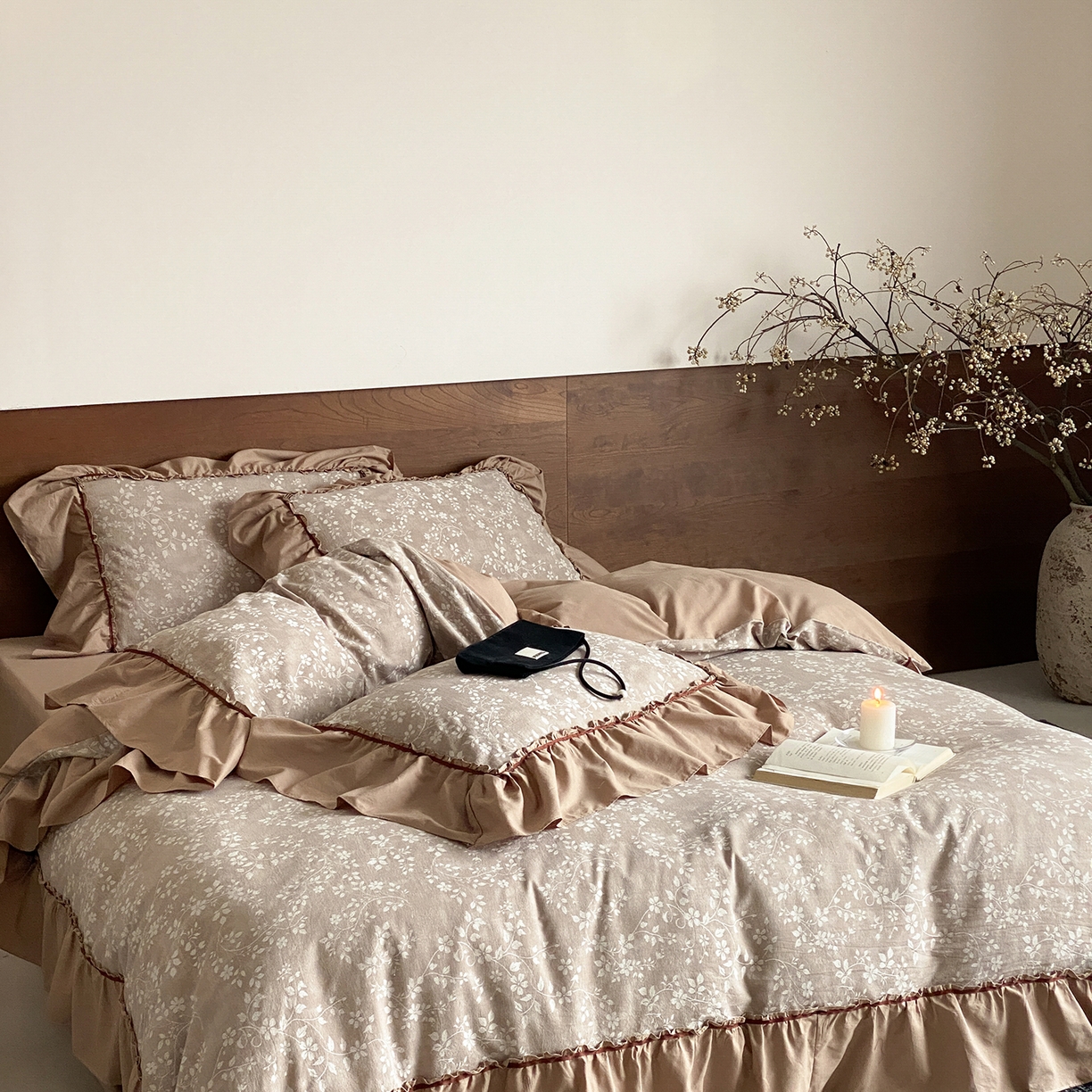 91家纺网 家纺一手货源 找家纺 曼布缇 2026新品全棉色织提花四件套-曼妮会员减20 控价：券后348元起 曼妮-摩卡