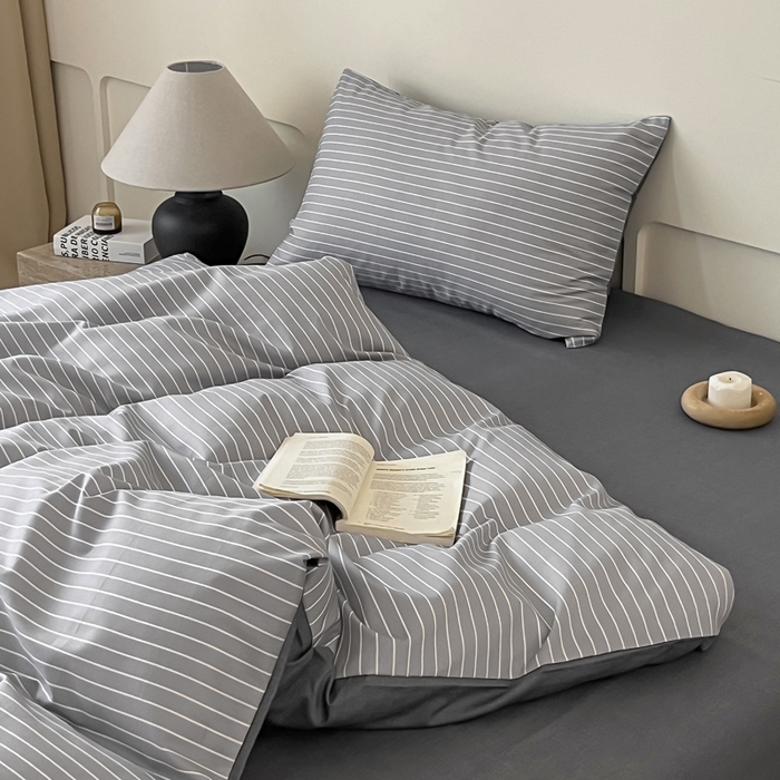 91家纺网 家纺一手货源 找家纺 涵宸家纺 2026新款全棉印花四件套-良品-场景二 英伦-浅灰