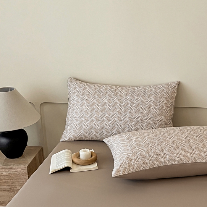 91家纺网 家纺一手货源 找家纺 涵宸家纺 2026新款全棉印花四件套-良品-场景二 云沫