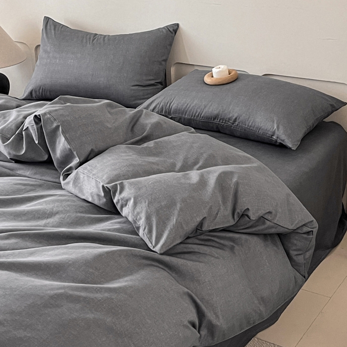 91家纺网 家纺一手货源 找家纺 涵宸家纺 2026新款全棉印花四件套-良品-场景二 云纹-深深灰