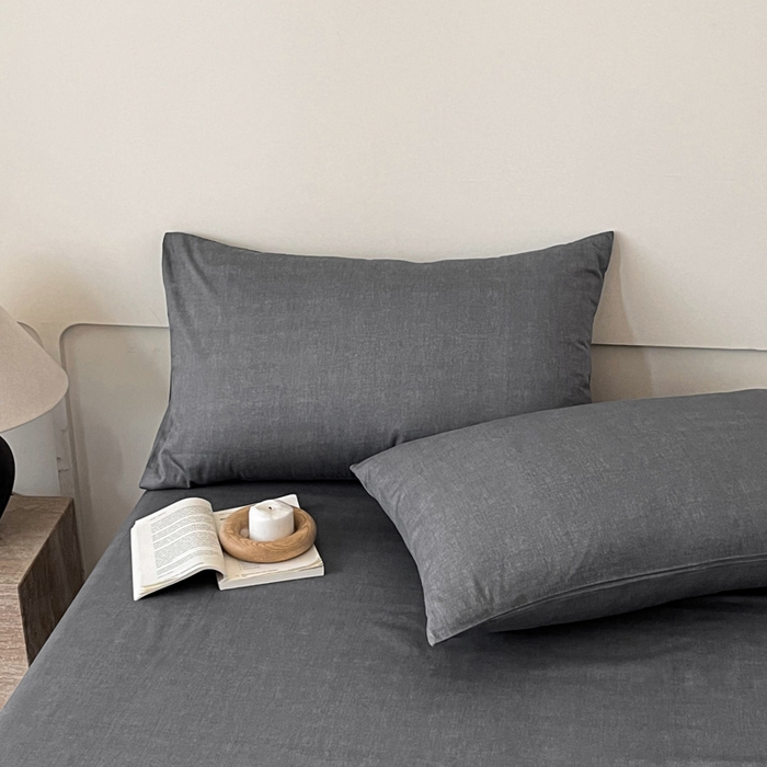 91家纺网 家纺一手货源 找家纺 涵宸家纺 2026新款全棉印花四件套-良品-场景二 云纹-深深灰