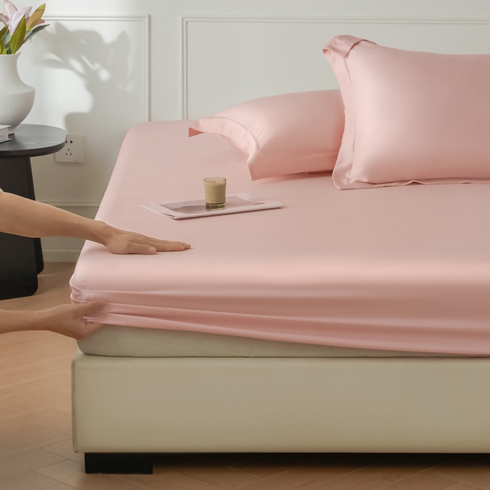 91家纺网 家纺一手货源 找家纺 涵宸家纺 2026新款纯色天丝棉单床笠-场景一 床笠-玫瑰粉