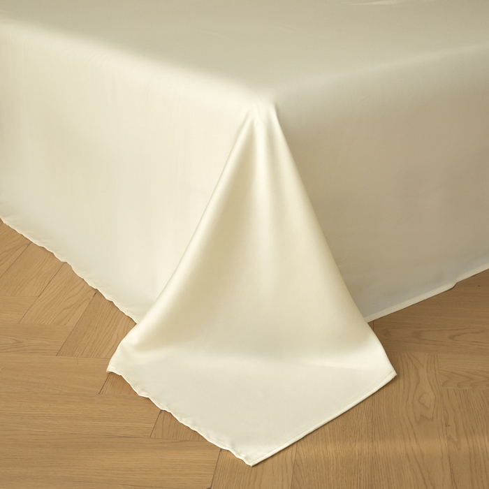 91家纺网 家纺一手货源 找家纺 涵宸家纺 2026新款纯色天丝棉单被套-场景一 奶茶杏+象牙白