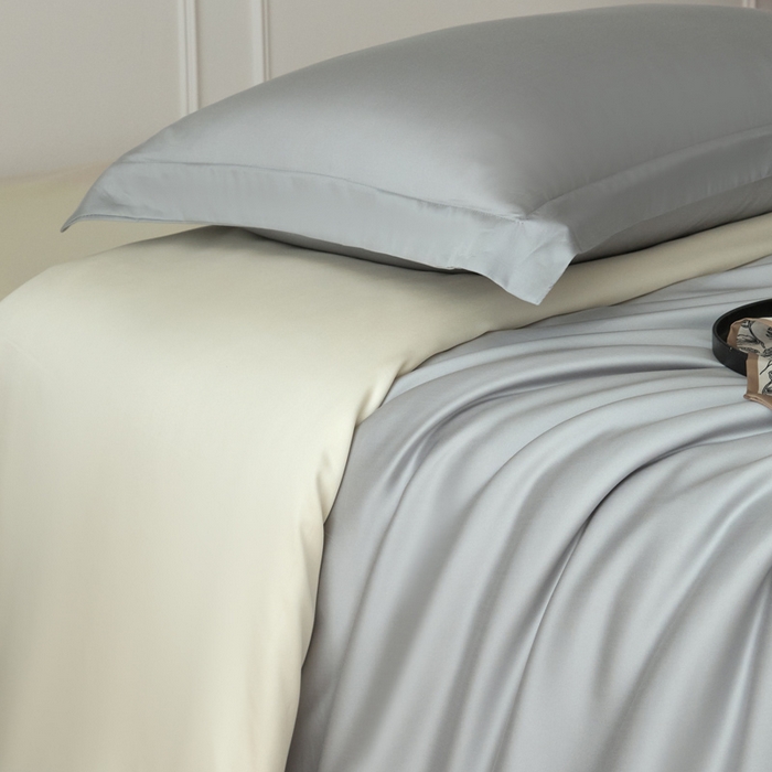 91家纺网 家纺一手货源 找家纺 涵宸家纺 2026新款纯色天丝棉四件套-场景一 时尚灰+象牙白