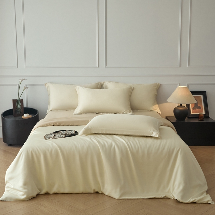 91家纺网 家纺一手货源 找家纺 涵宸家纺 2026新款纯色天丝棉四件套-场景一 象牙白+奶茶杏