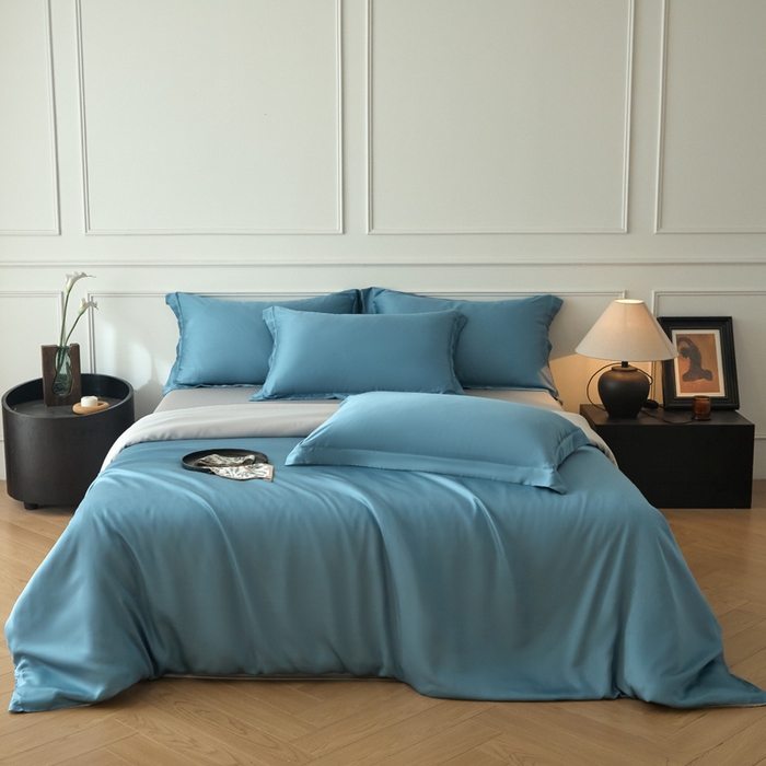 91家纺网 家纺一手货源 找家纺 涵宸家纺 2026新款纯色天丝棉四件套-场景一 星耀兰+时尚灰