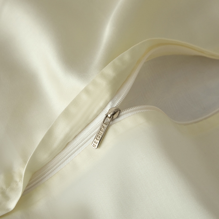 91家纺网 家纺一手货源 找家纺 涵宸家纺 2026新款纯色天丝棉单被套-场景一 紫语+象牙白