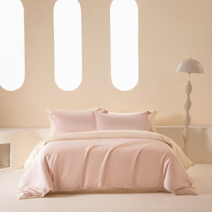 91家纺网 家纺一手货源 找家纺 涵宸家纺 2026新款纯色天丝棉四件套-场景二 玫瑰粉+象牙白