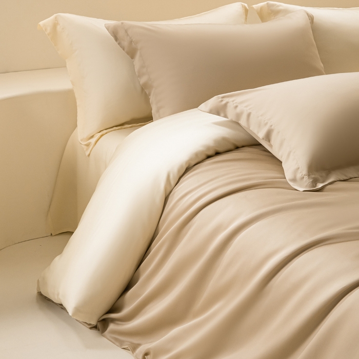 91家纺网 家纺一手货源 找家纺 涵宸家纺 2026新款纯色天丝棉单被套-场景二 奶茶杏+象牙白