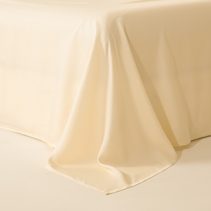 91家纺网 家纺一手货源 找家纺 涵宸家纺 2026新款纯色天丝棉单被套-场景二 奶茶杏+象牙白