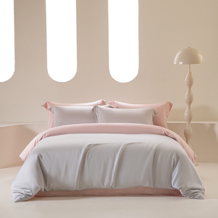 91家纺网 家纺一手货源 找家纺 涵宸家纺 2026新款纯色天丝棉单被套-场景二 时尚灰+玫瑰粉