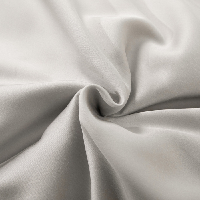 91家纺网 家纺一手货源 找家纺 涵宸家纺 2026新款纯色天丝棉单被套-场景二 时尚灰+象牙白