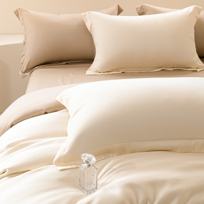 91家纺网 家纺一手货源 找家纺 涵宸家纺 2026新款纯色天丝棉单被套-场景二 象牙白+奶茶杏